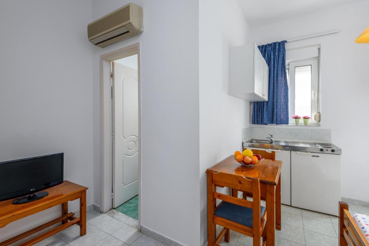 Iskas Evilion Rhodes City Exterior photo